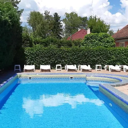 Apartman Schieszl 2 *